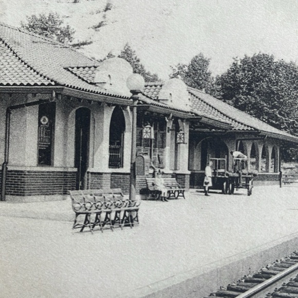 Antique postcard (1921) of Erie Station in Ridgewood, N.J. (Train Depot, 1921) - Picture 3 of 5